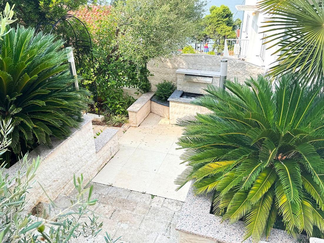Antonio Apartments Trogir Exterior photo