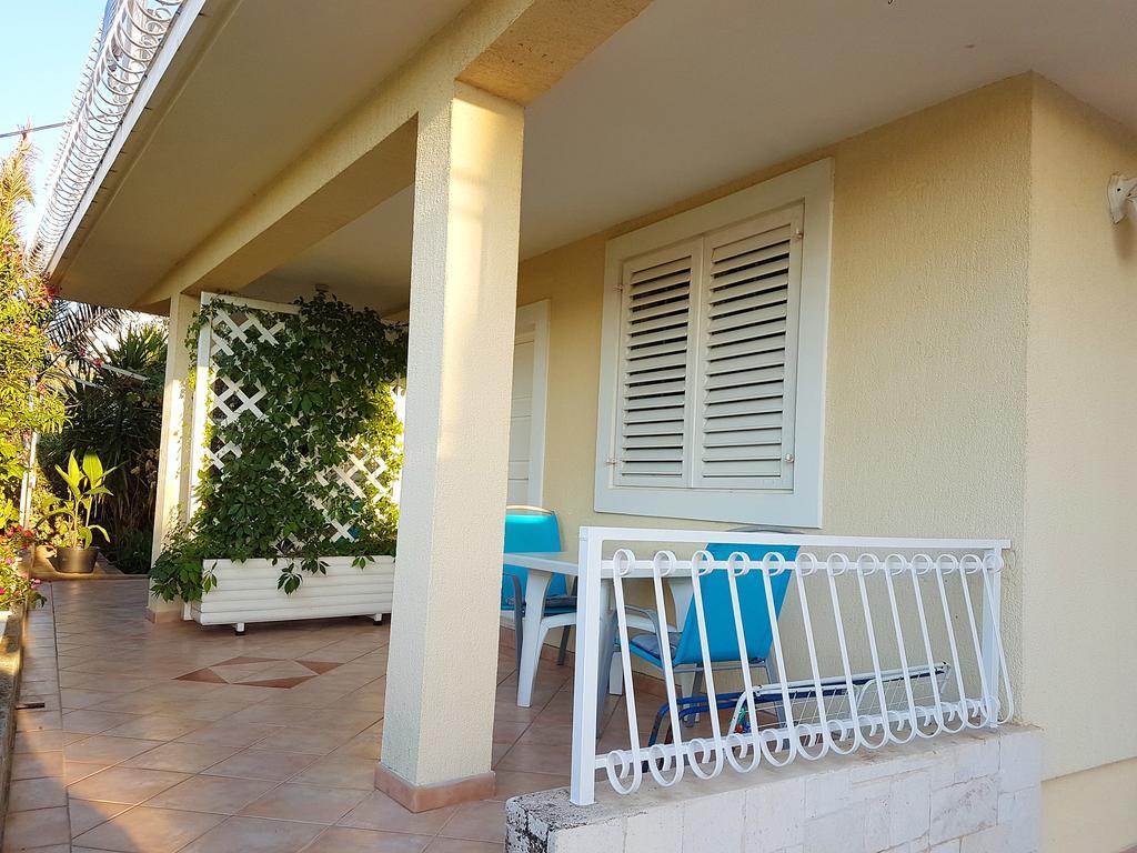 Antonio Apartments Trogir Room photo